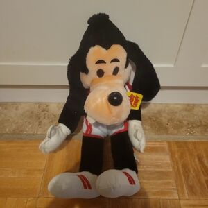 Goofy Sport Plush Toy with Black and White Colors VTG